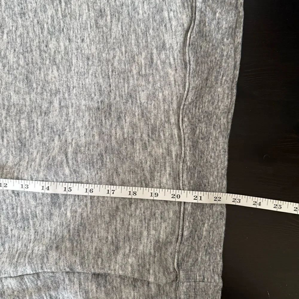 Michael Stars Sweatshirt Womens Size M Gray Front Pocket Pullover Casual Comfort - Picture 13 of 13